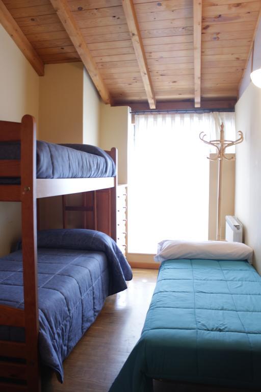 Albergue Turistico Via De La Plata Banos De Montemayor Rum bild