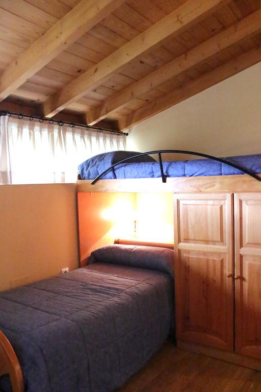 Albergue Turistico Via De La Plata Banos De Montemayor Rum bild